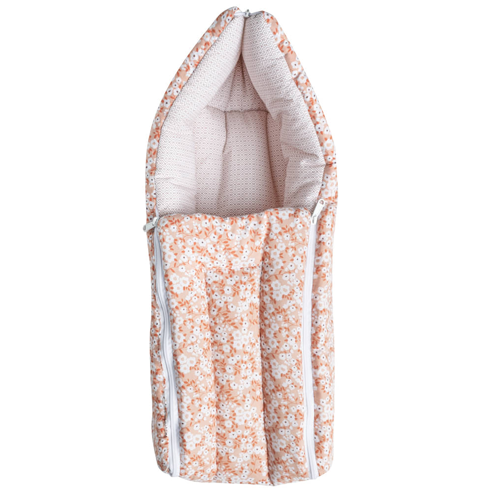 Full size sleeping outlet bag