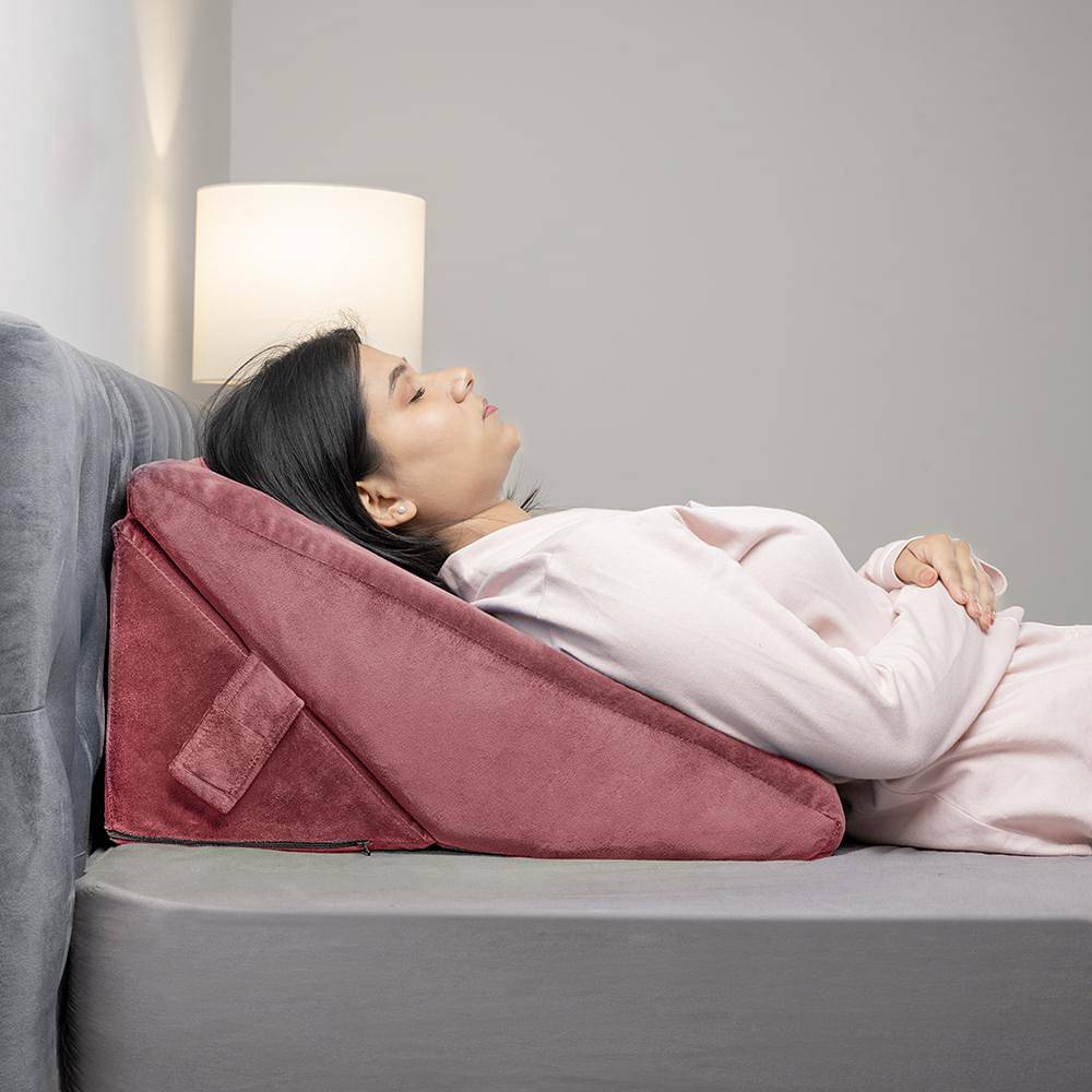 Buy Sleeping Wedge Pillow Online at Prices from 2000 Wakefit